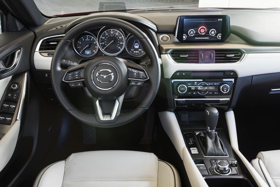 Панель приборов Mazda6 Sedan 2015 года  (NA) (фото 72 из 74)